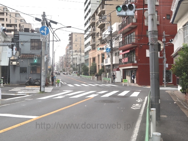 ƁiIjI_AƁiIIjN_̎ʐ^