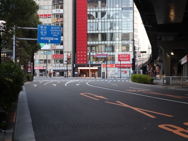 �L�y���w�̓�̌����_�̎ʐ^