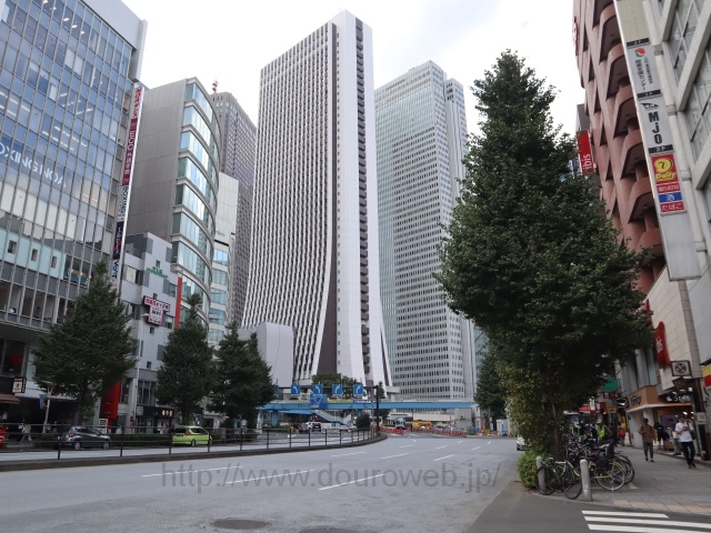 新宿副都心街の写真