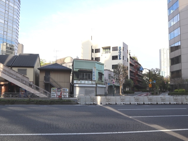 �i��w�O�X�֋Ǖt�߂̎ʐ^