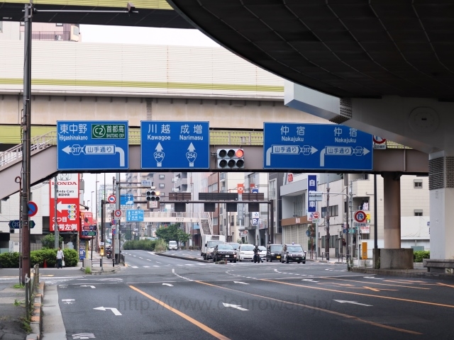 熊野町交差点の写真