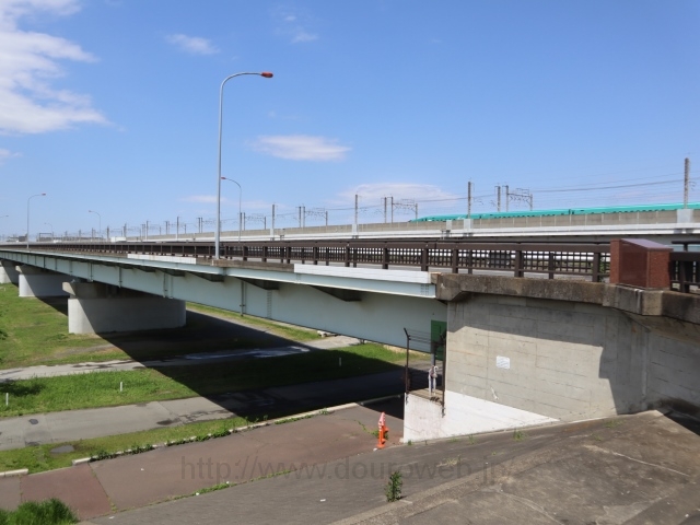 埼玉県境、戸田橋の写真