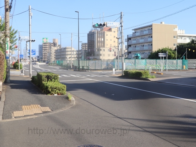 �֐V��ꏬ�k�����_�A���Ɓi���{�E�k���j�N�_�A���Ɓi���΍��E���{�j�I�_�̎ʐ^