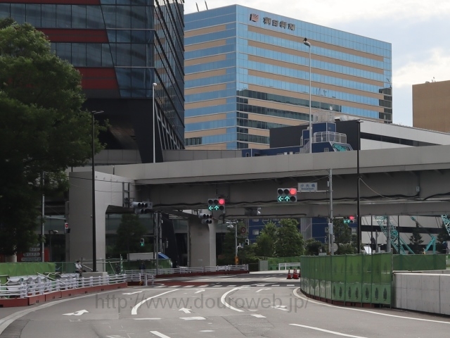 汐先橋交差点の写真