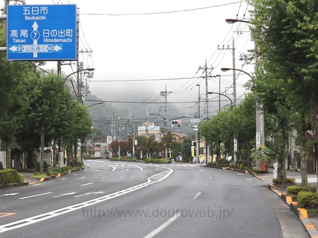 山田交差点の写真