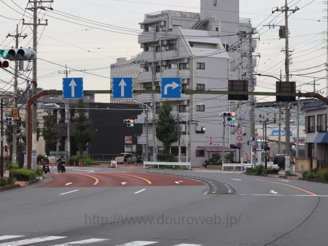 大丸交差点の写真