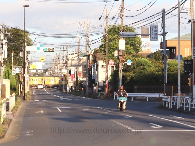 小川町西交差点の写真