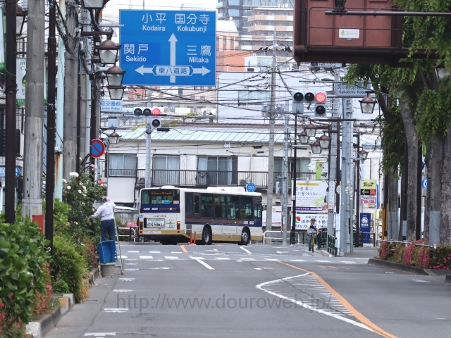 栄町交番前交差点の写真